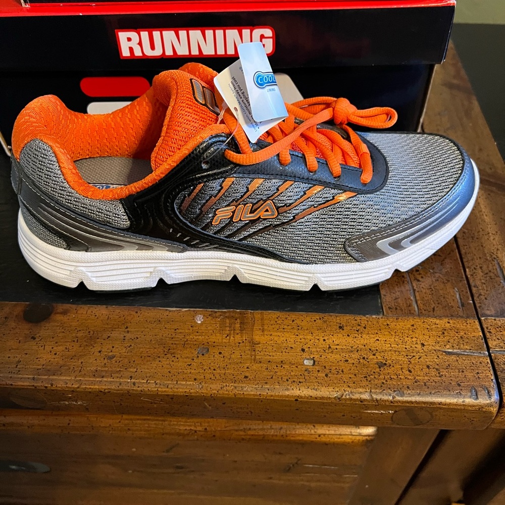 Fila men’s running shoe